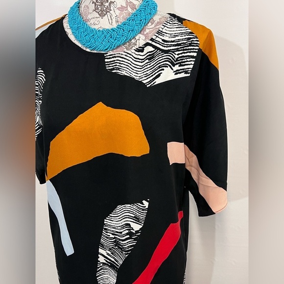 🛍️BAR III Black with red and orange abstract print shirt dress size‎ XS. - Picture 2 of 11